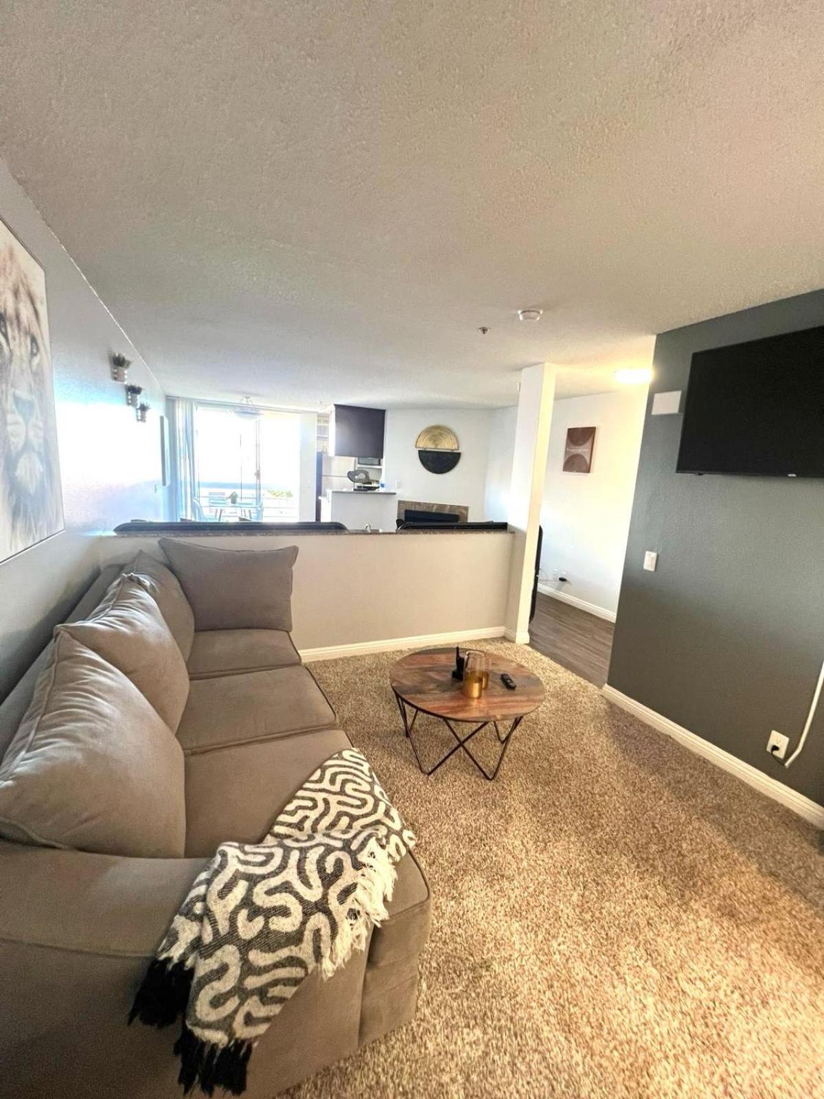 Amazing Universal Studios Loft Free Parking Los Angeles Dış mekan fotoğraf